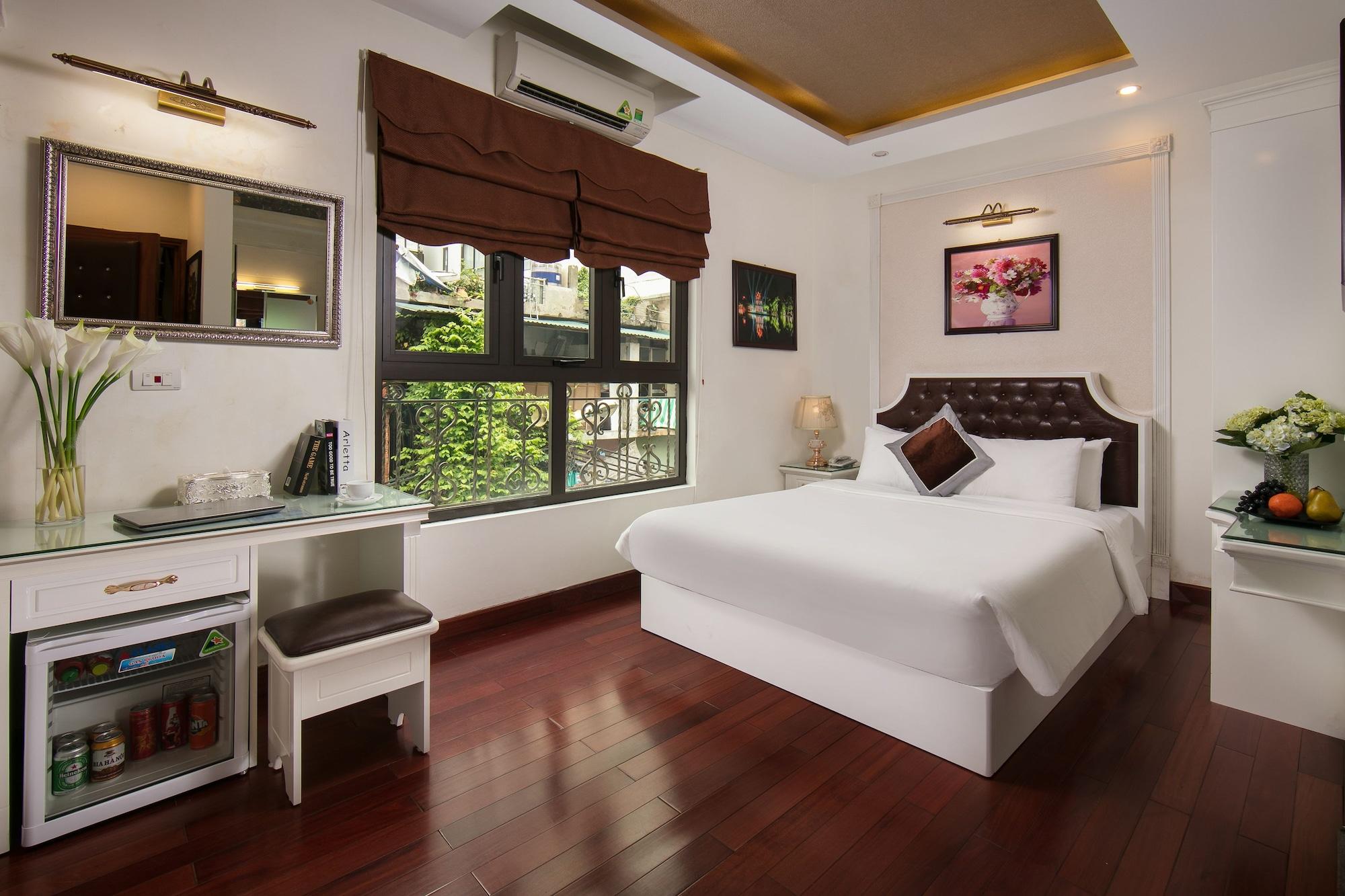Khách sạn Trang Trang Premium Hà Nội